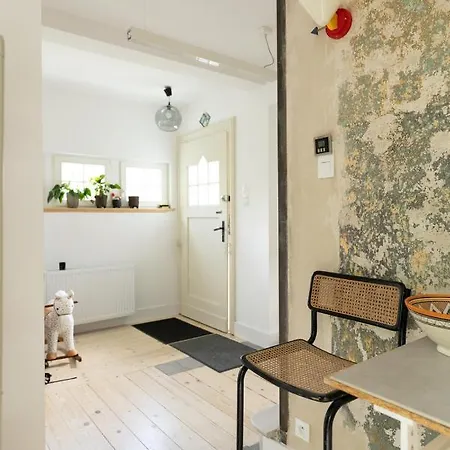 Dom Z Piernika Vila *